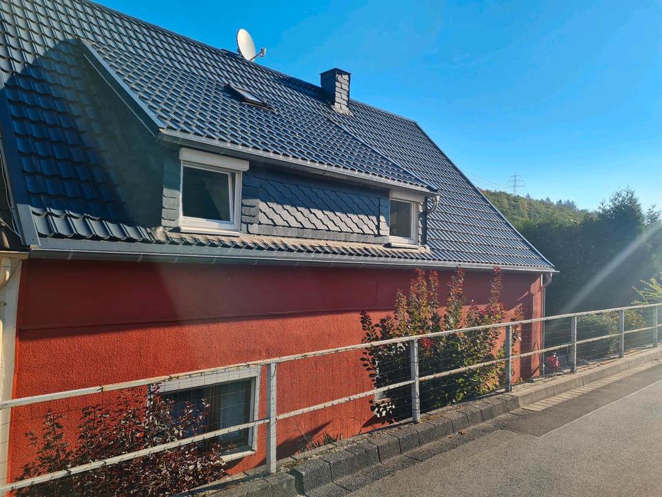 Thumbnail-2 Familienhaus, Renditeobjekt in Niederschelderhütte leer stehend