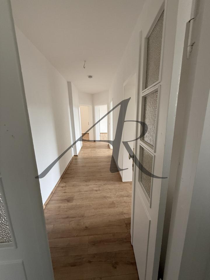 Thumbnail-Ruhig gelegene 3-Zimmer-Wohnung in Bahnhofs- und Stadtnähe mit Balkon