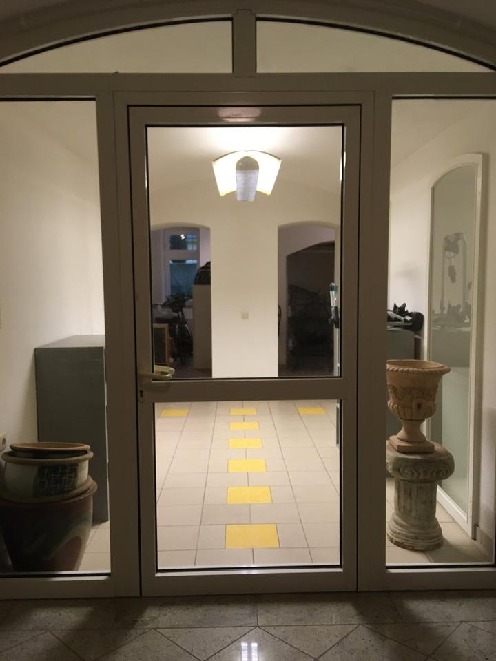 Thumbnail-Bürofläche im Souterrain * Villa in Liebertwolkwitz