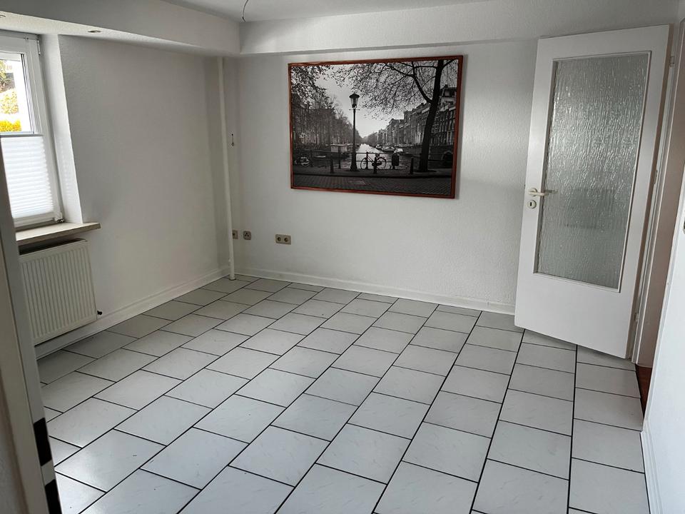 Thumbnail-2-Zimmer Wohnung in Bergneustadt mit Carport