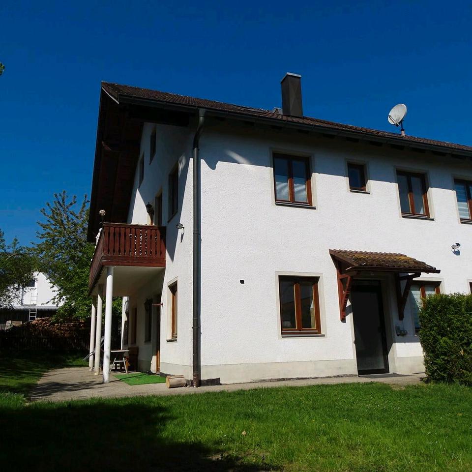 Thumbnail-12 MFH mit 3 Wohnungen und 700m2 Grundstück in Gem.Aichach