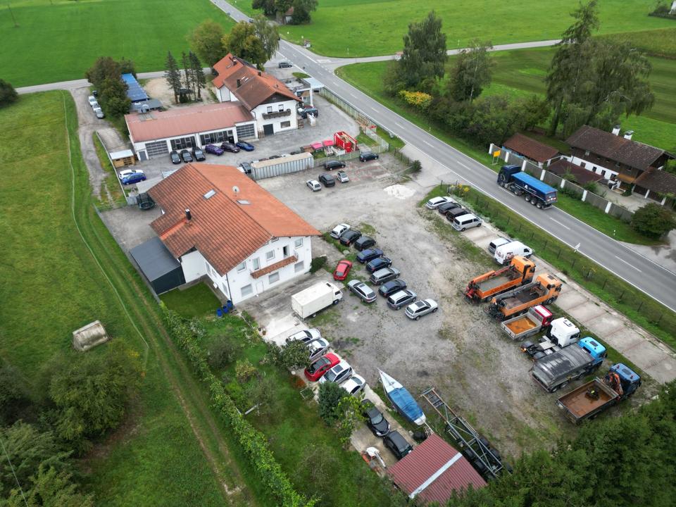 Thumbnail-Grundstück inkl. Gebäudekomplex mit Werkstatt und Wohnmöglichkeit