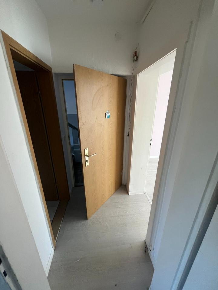 Thumbnail-Schön geschnittene 2-Zimmer-Wohnung mit Tageslichtbad in Hörlitz