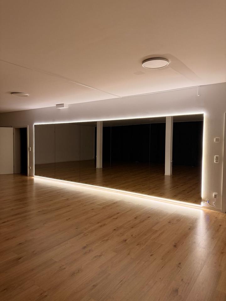 Thumbnail-Tanzraum Kursraum Yoga Seminar Saal Raumvermietung