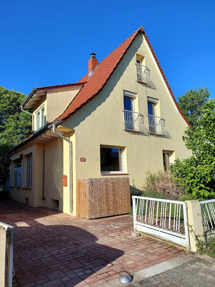 Thumbnail-Familienfreundliches Einfamilienhaus mit Garten und Terrasse