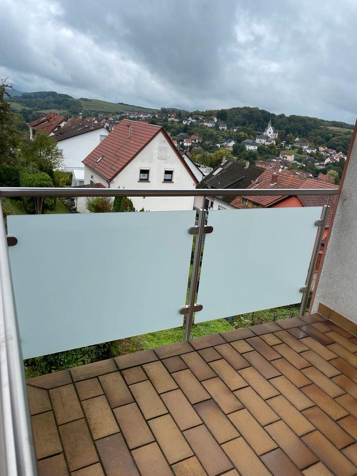 Thumbnail-Helle 3,5-Zimmer-Wohnung mit Balkon und Einbauküche in Marpingen
