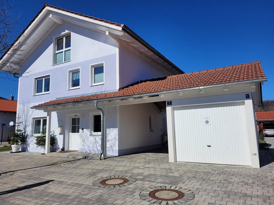 Thumbnail-Haus mit zwei Wohneinheiten für Einheimische in Siegsdorf