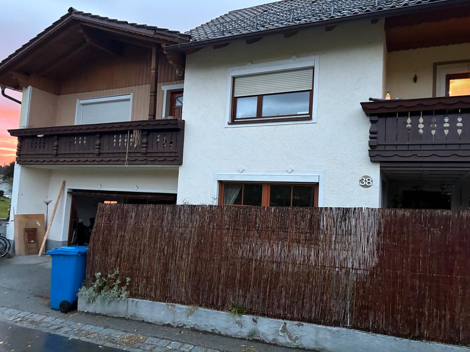 Thumbnail-Zweifamilienhaus Nähe Hutthurm