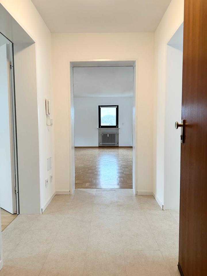 Thumbnail-3,5 Zimmer Dachgeschoss Wohnung