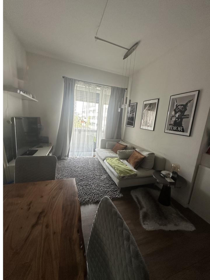 Thumbnail-Möblierte Wohnung Riedberg mit Balkon Zwischenmiete 4-8 Monate