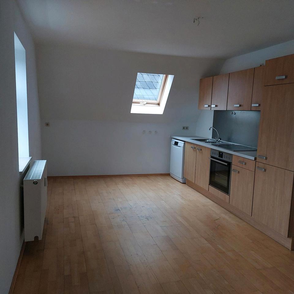 Thumbnail-4-Raum-Wohnung