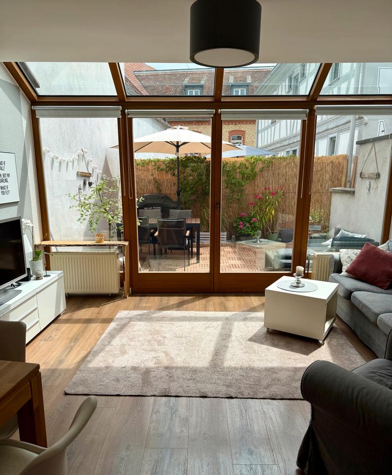 Thumbnail-Gepflegtes Reihenhaus in idyllischer Hofreite - Wiesbaden-Igstadt