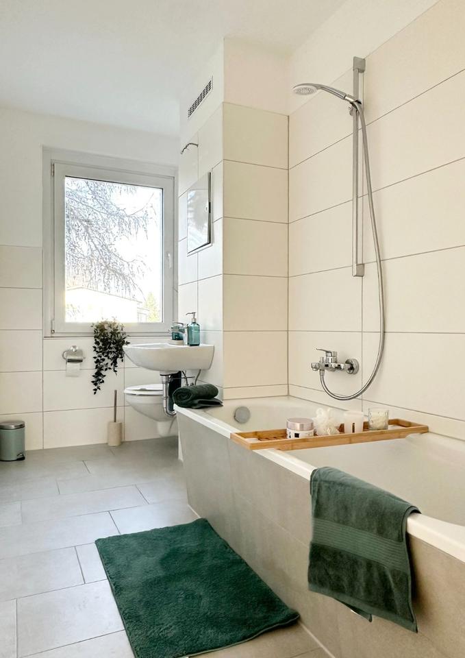 Thumbnail-Sanierte 2-Zi.-Wohnung mit Einbauküche und Südbalkon