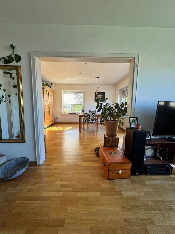 Thumbnail-Gepflegte 4-Zimmer-Wohnung mit Balkon zentral in Emmendingen