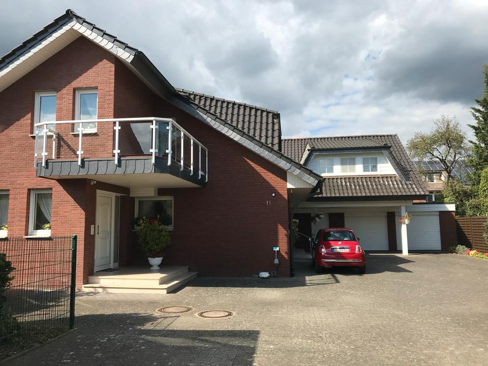 Thumbnail-Große 3,5-Zimmer Dachgeschosswohnung mit 139 qm in Verl