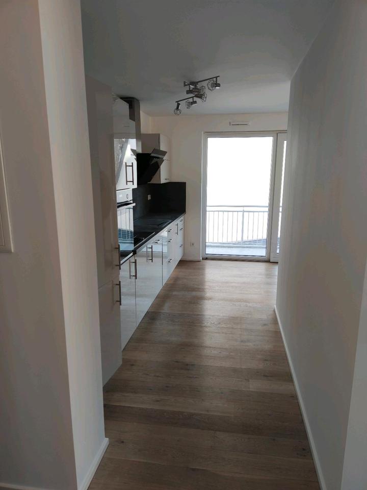 Thumbnail-Helle, moderrne 2 Zi Wohnung in Langenzenn, Tiefgarage