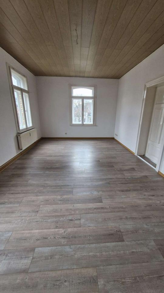 Thumbnail-Gemütliche 2-Raum-Wohnung mit Einbauküche