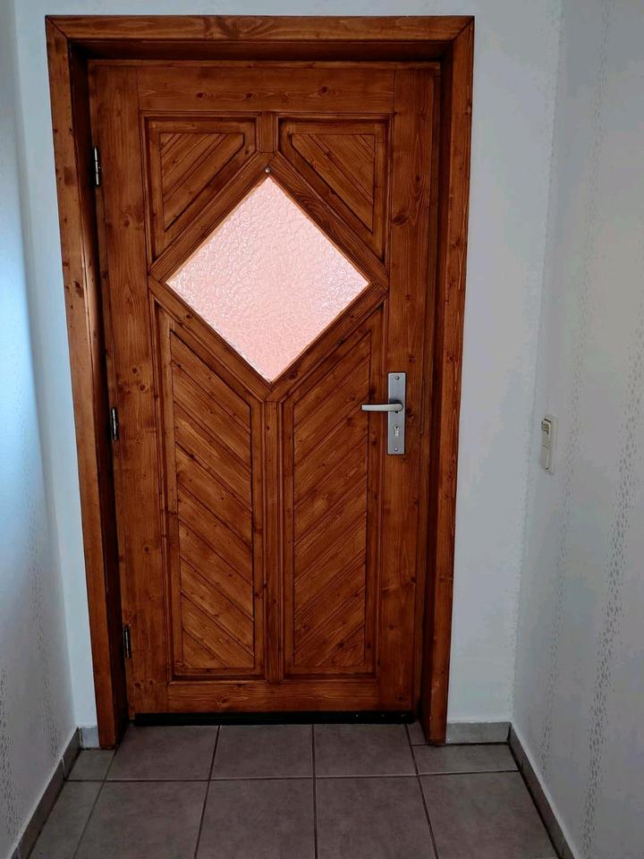 Thumbnail-Helle, frisch renovierte Whg. 2 ZKB, 80m2 im Souterrain an NR