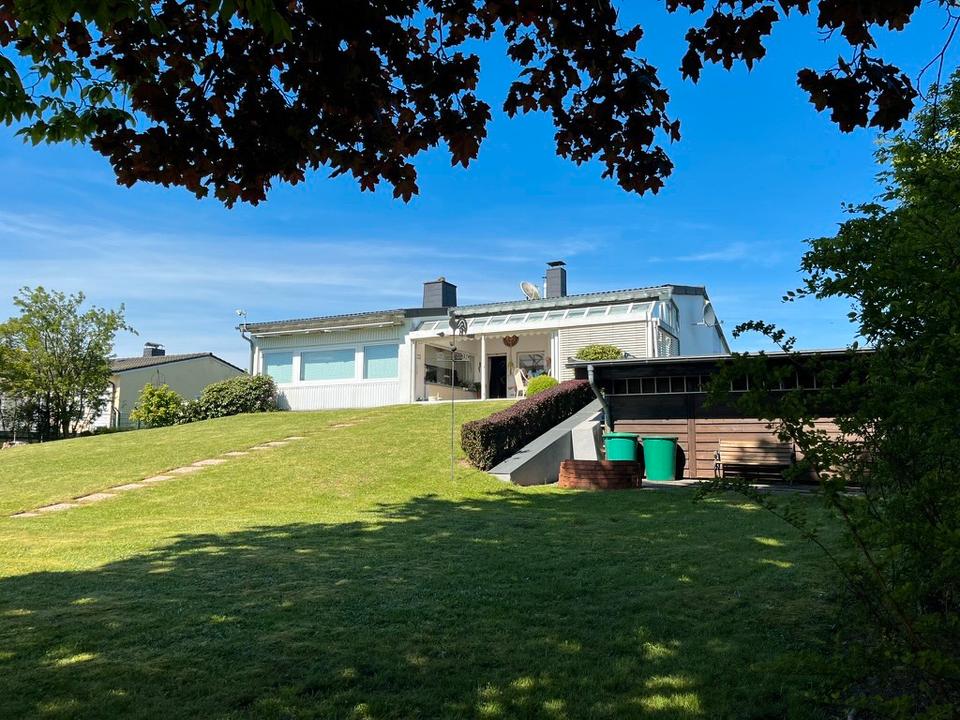 Thumbnail-Wohnhaus in Birkenfeld, 330 qm Gesamtfläche, 2200 qm Grundstück