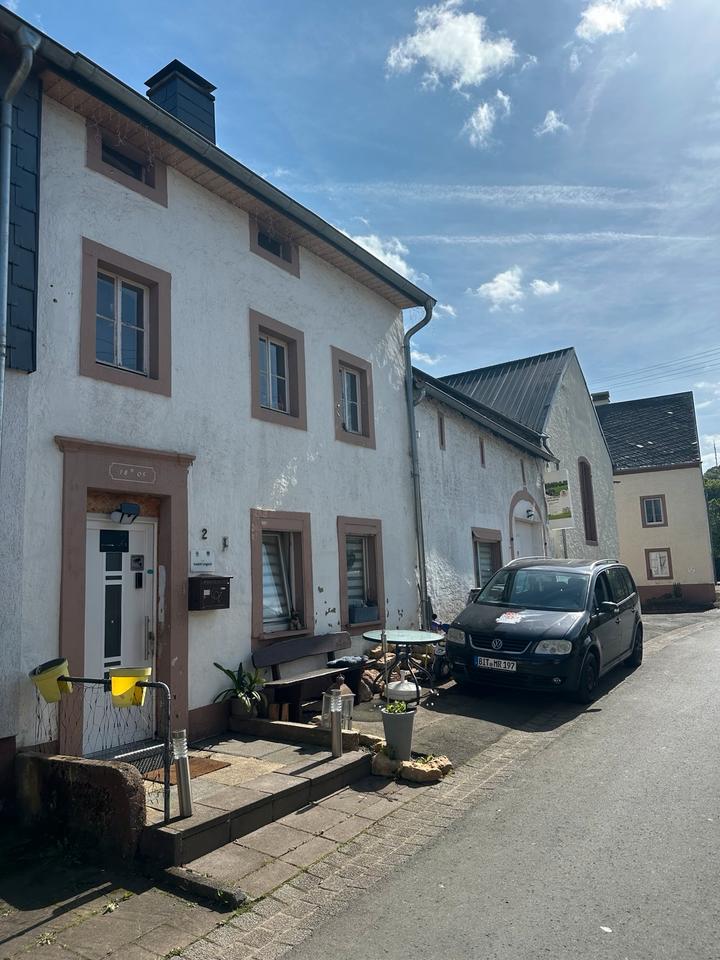 Thumbnail-Einfamilienhaus mit Ausbaureserve, Garage und Garten in Oberweis