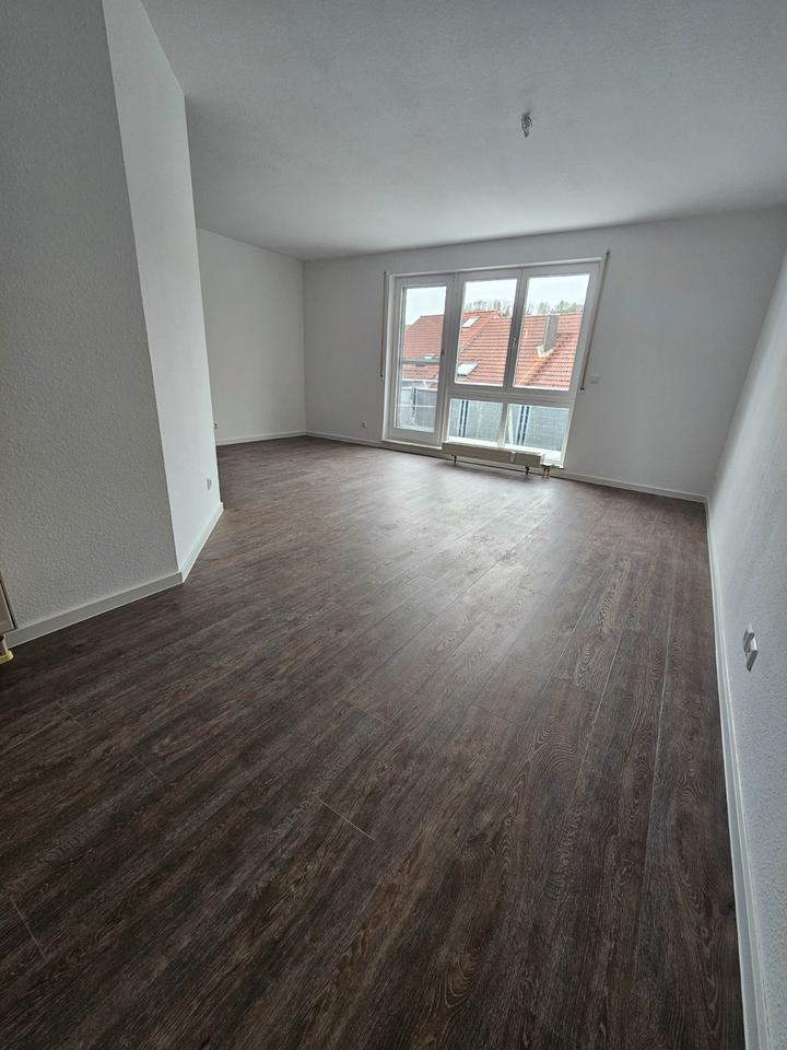 Thumbnail-Helle und ruhige 2-ZimerWohnung mit Balkon