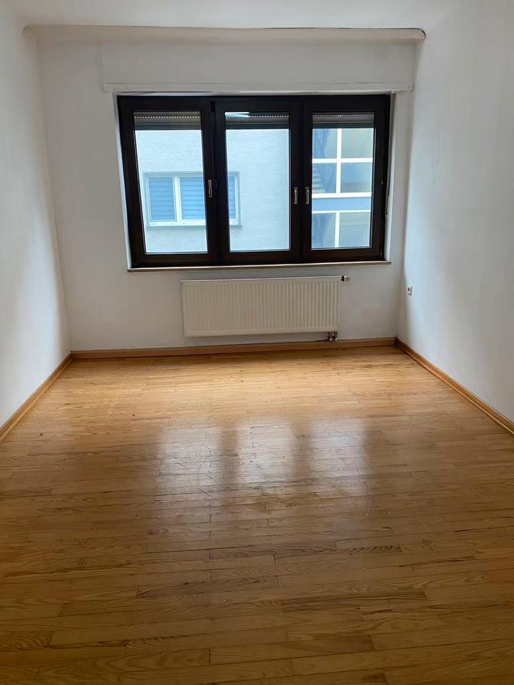 Thumbnail-3-Zimmer-Wohnung in Saarbrücken, 75 m², 1. OG, Balkon, Keller