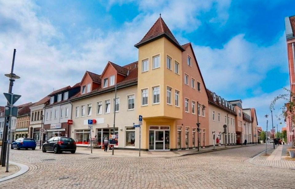 Thumbnail-Wohnung im Zentrum Von Osterburg zu vermieten 36,9qm 1Zi Lift KFZ