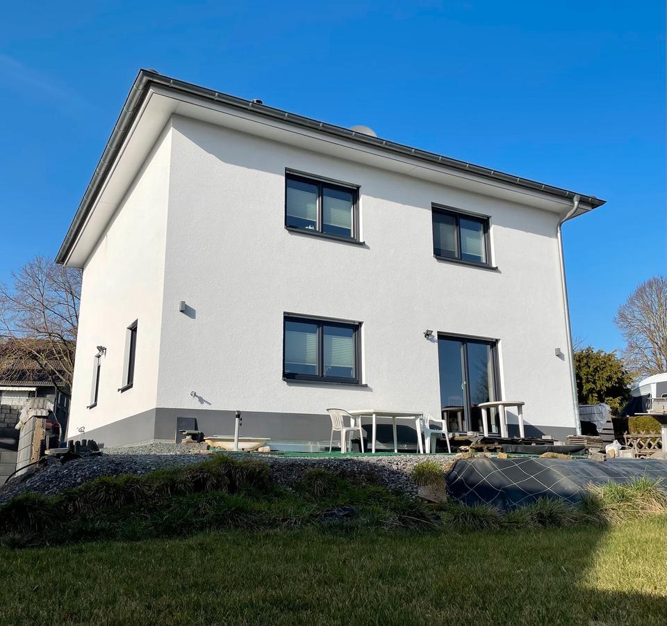 Thumbnail-Modernes Einfamilienhaus KFW55