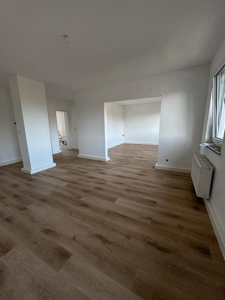 Thumbnail-Frisch renovierte, moderne und helle 2-Zimmer Wohnung