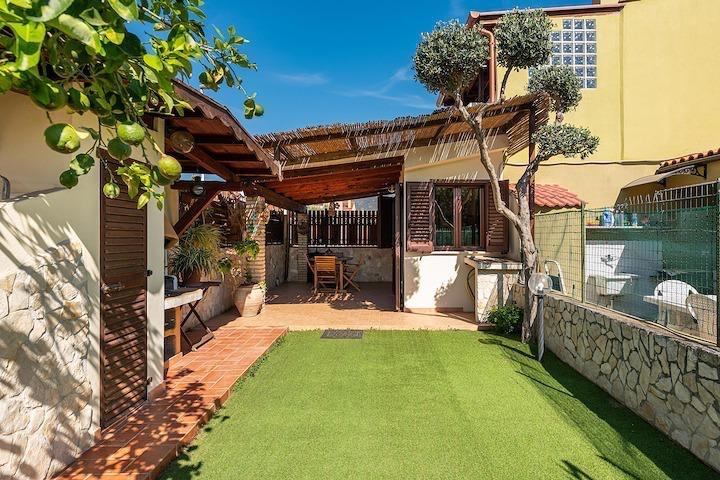 Thumbnail-Ferienwohnung Sardinien