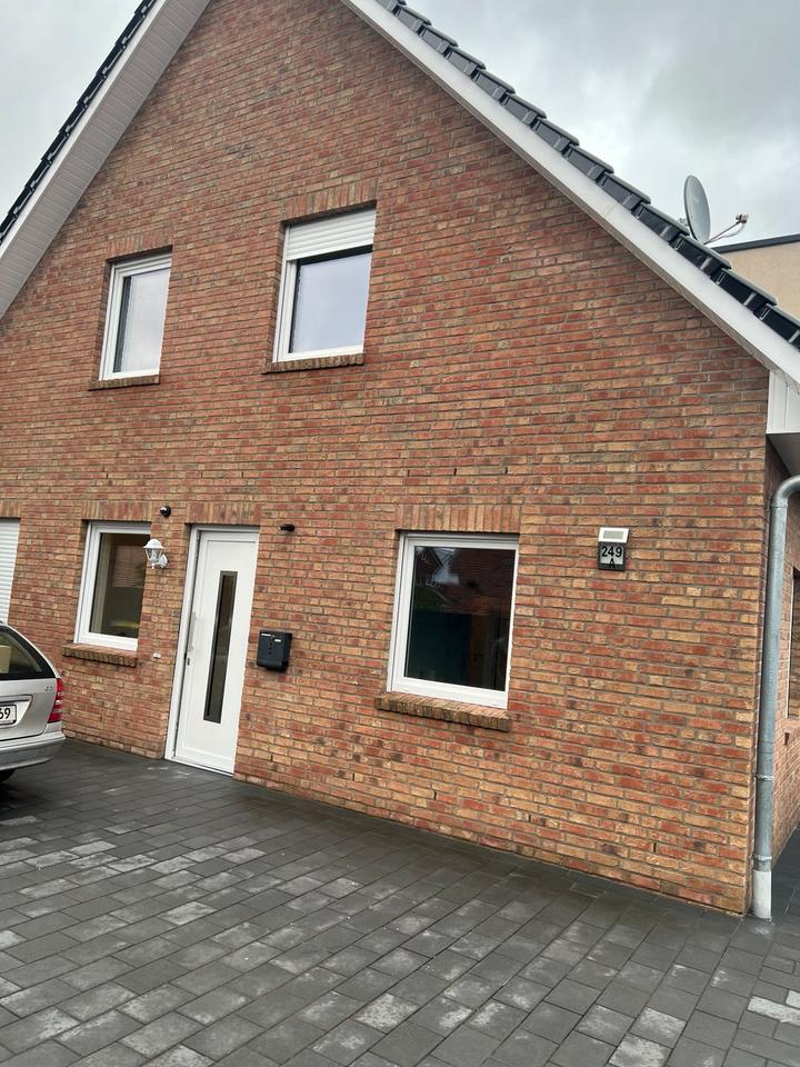 Thumbnail-Doppelhaushälfte in Papenburg Obenende