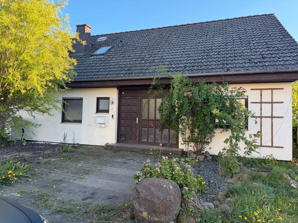 Thumbnail-Einfamilienhaus mit neuer Luft Wärmepumpen Heizung