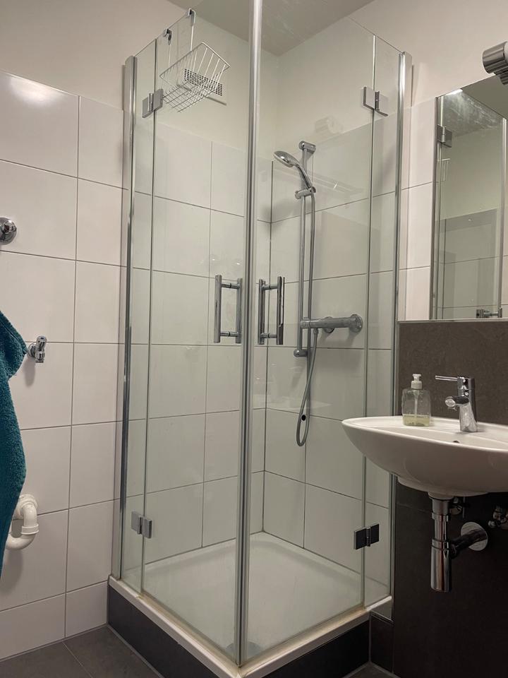 Thumbnail-HELLE DG-WOHNUNG IN ZENTRALER LAGE !!!