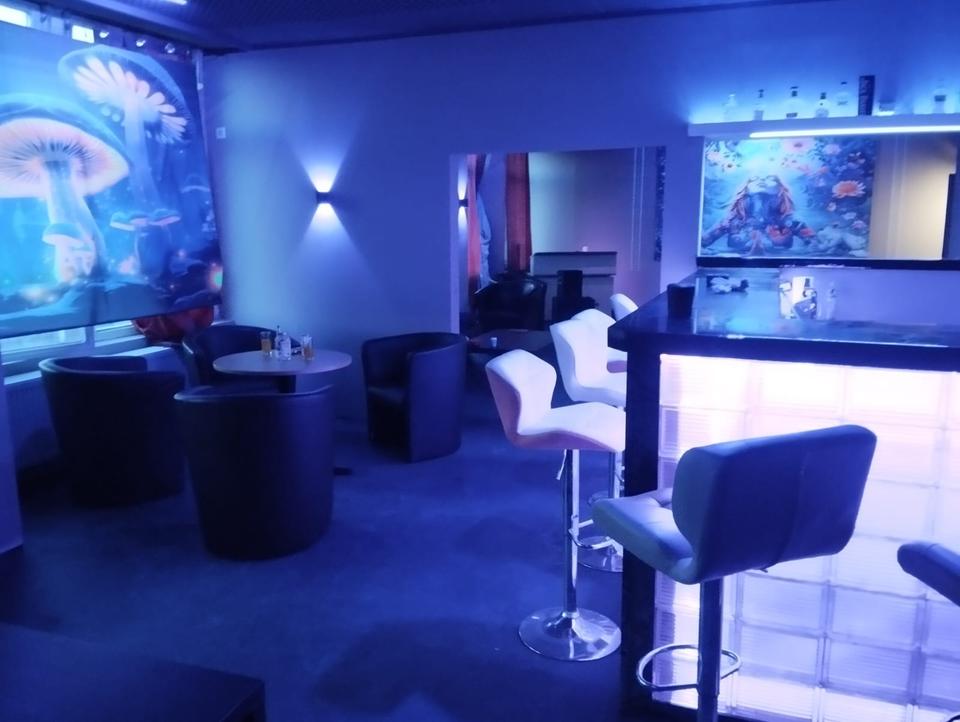 Thumbnail-Event- & Partyraum zu vermieten - Feiern mit Extra-Action