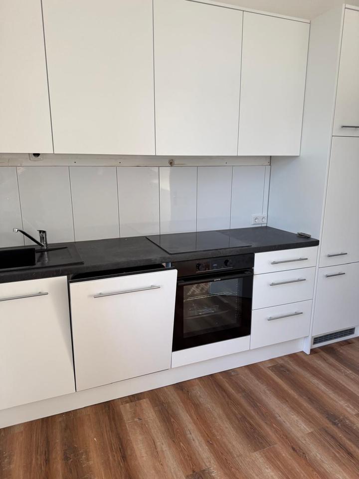 Thumbnail-Büro in Rüttenscheid gegenüber Messe Gruga Süd