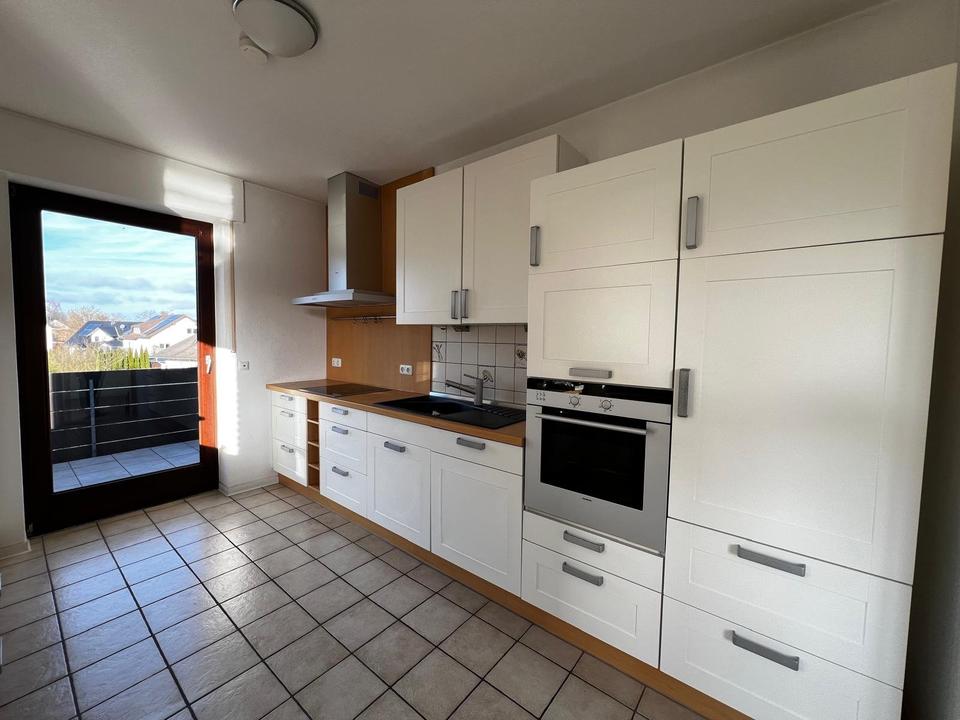 Thumbnail-Erstbezug nach Renovierung 4-Zi.EBK im 1.OG Bad Wünnenberg-Haaren