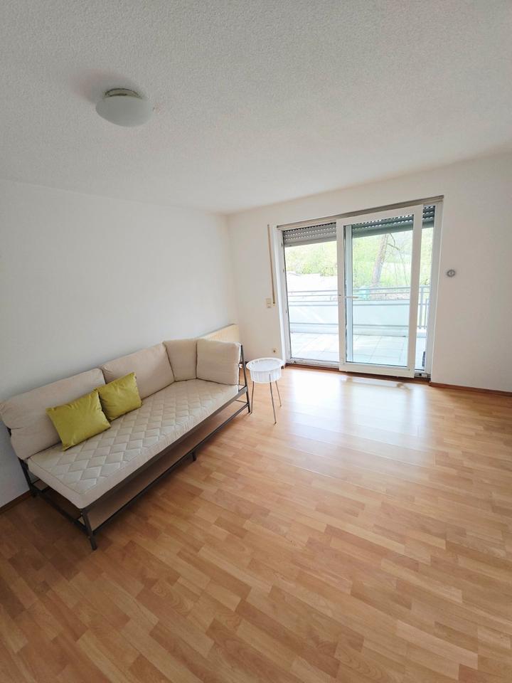 Thumbnail-Zentrumsnähe, Ruhig, Möblierte 2,5-Zimmer-Wohnung mit Balkon