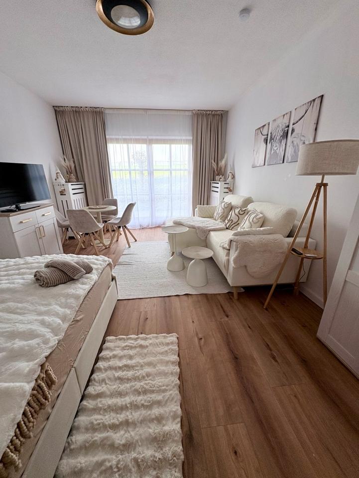 Thumbnail-Voll möbliertes, modernes Appartement auf Zeit am Chiemsee