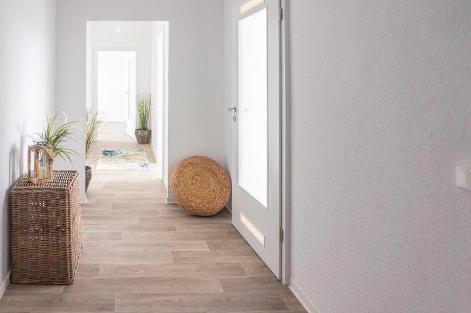 Thumbnail-3-Raum-Wohnung mit Tageslichtbad im Stadtzentrum gelegen