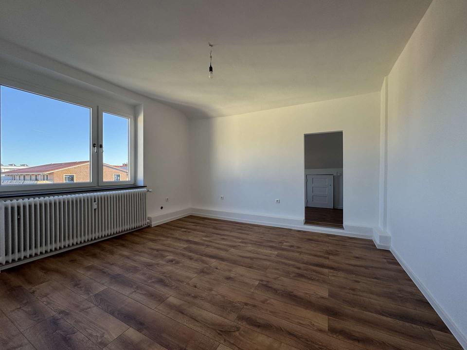 Thumbnail-Dachgeschosswohnung im Südkiez mit teilweisem Wasserblick!