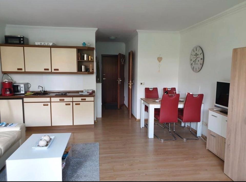 Thumbnail-Gemütliche 1,5 Zimmer Wohnung mit Balkon, Keller & Schwimmbad