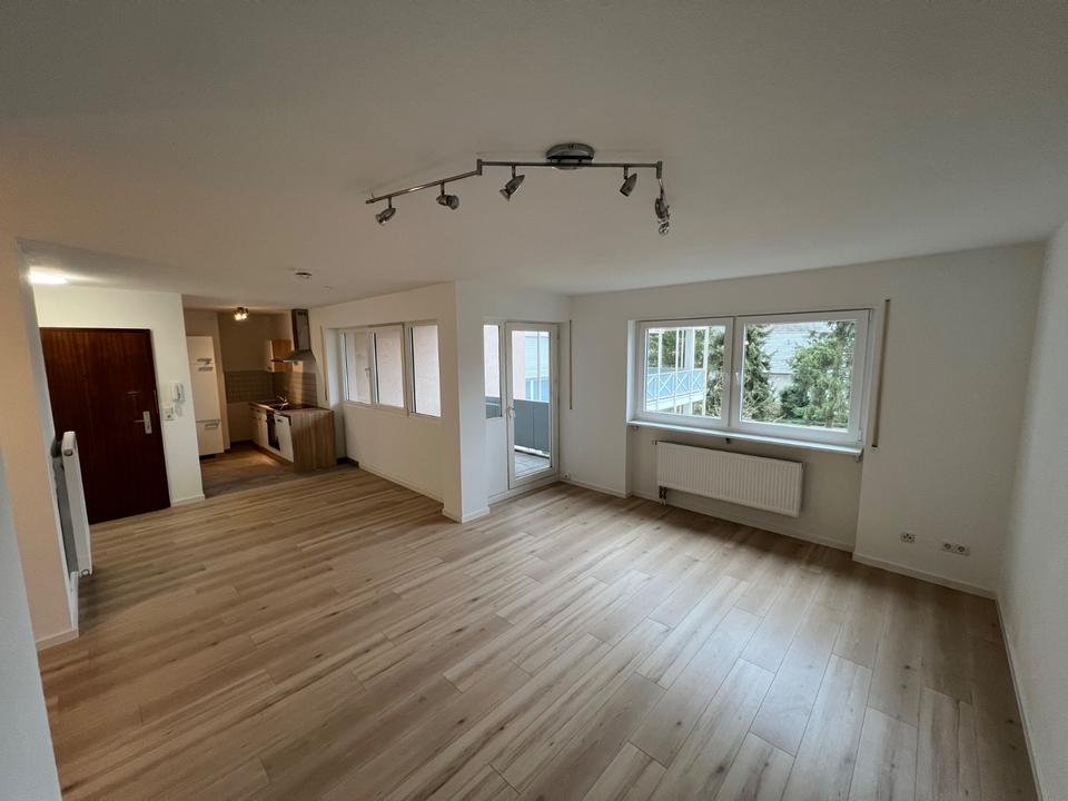 Thumbnail-Frisch renovierte 1,5 ZW – barrierefrei, Südbalkon & Tiefgarage