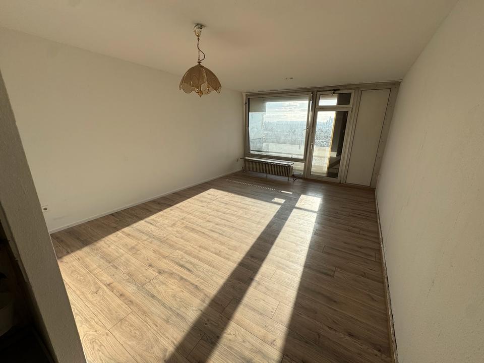 Thumbnail-1-Zimmer-Wohnung m. Balkon, 4. OG - direkt an der Uni