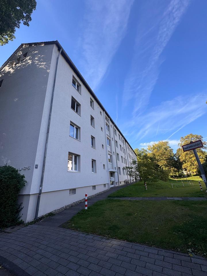Thumbnail-Sanierungsobjekt mit neuen Fenstern in Köln-Lindenthal-94 qm