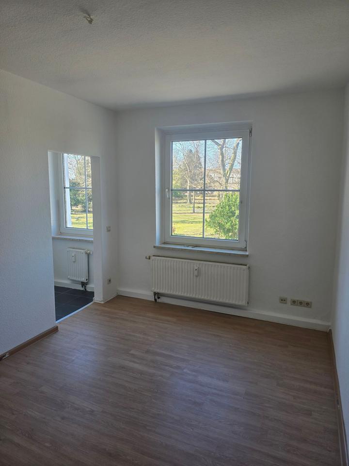 Thumbnail-Kleine, helle Singlewohnung mit Dusche im 1.OG