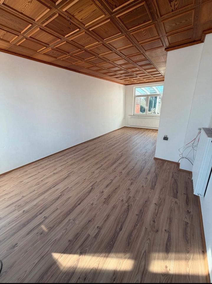 Thumbnail-122 m?, 5 Zimmer - frisch renoviert, mit Garten & Garage- in Hoya