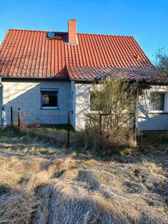 Thumbnail-Einfamilienhaus mit Garage und Keller nahe Schwedt