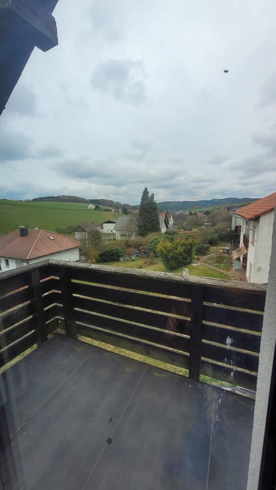 Thumbnail-ERSTBEZUG:Schöne 3-Zim.Wohnung m.Balkon, Stellplatz&Naturblick