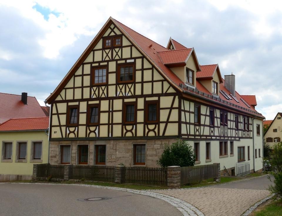 Thumbnail-3-Z Wohnung 91 m² in 91616 Neusitz-Schweinsdorf zu vermieten