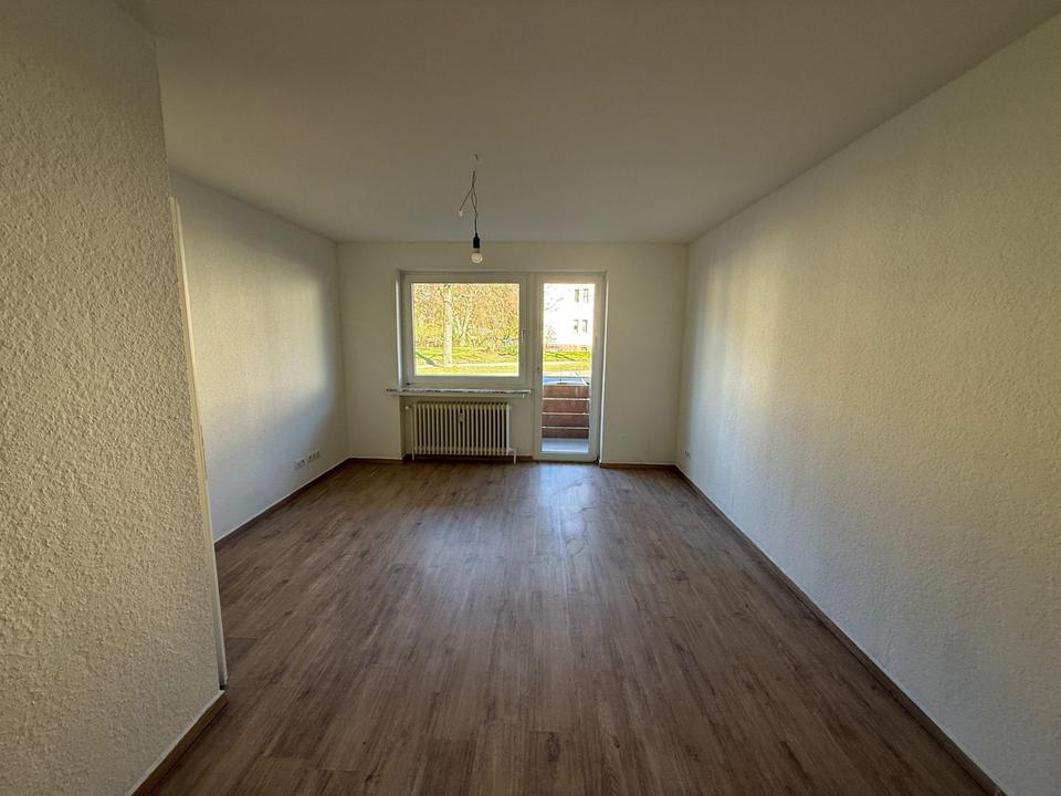 Thumbnail-Schöne 2 Zimmer-Wohnung mit Balkon